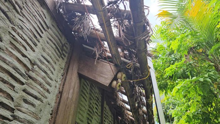 Tình trạng hư hỏng đe dọa trực tiếp đến tính nguyên vẹn của công trình theo thời gian. Ảnh: H.D.