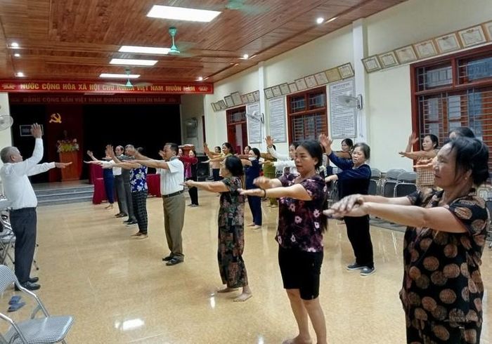 Muốn hạn chế "lão hóa tăng tốc", đừng chờ đến tuổi già mới bắt đầu chăm sóc sức khỏe. Ảnh: P. Thanh