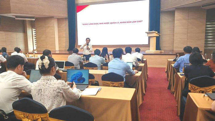 Không khí sôi nổi tại lớp bồi dưỡng