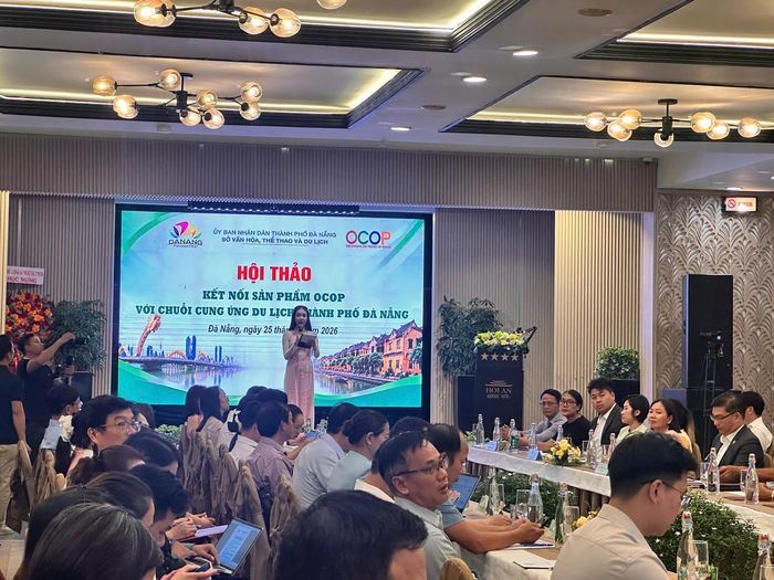 Hội thảo tăng cường tiêu thụ sản phẩm OCOP. Ảnh: Nguyễn Tú.