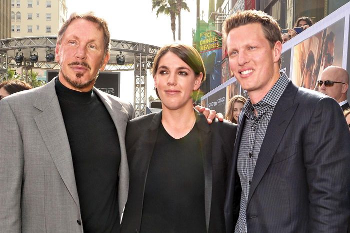  Megan Ellison cùng cha và anh trai. Ảnh: Wire Image. 