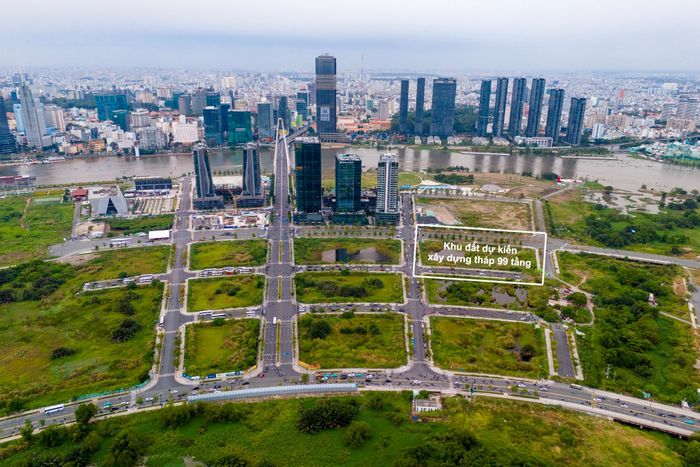  Nhóm liên danh gồm HFIC, REE Group và VinaCapital Group đề xuất đầu tư tòa nhà biểu tượng IFC-99F HCMC. Ảnh: Quỳnh Danh. 
