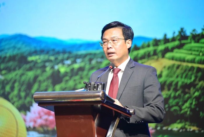 Phó Chủ tịch UBND tỉnh Lâm Đồng Đinh Văn Tuấn phát biểu khai mạc Diễn đàn