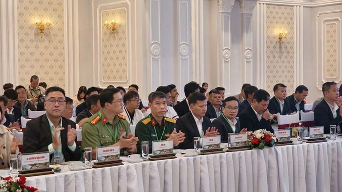 Các đại biểu tham dự chương trình