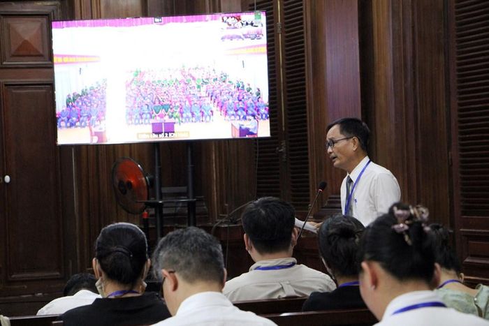 Luật sư Đinh Quang Hào bào chữa cho bị cáo Andrea Aybar Carmona