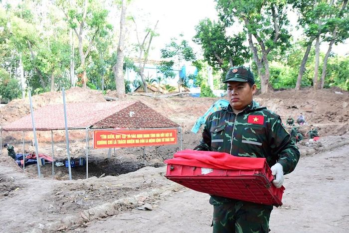 Tính đến hết ngày 25.8, các lực lượng làm nhiệm vụ tìm kiếm, quy tập hài cốt liệt sĩ tại Công viên Lê Thị Riêng đã phát hiện, quy tập 494 bộ hài cốt liệt sĩ