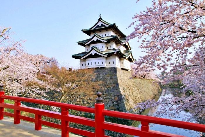 Lâu đài Hirosaki ở tỉnh Aomori, Nhật Bản