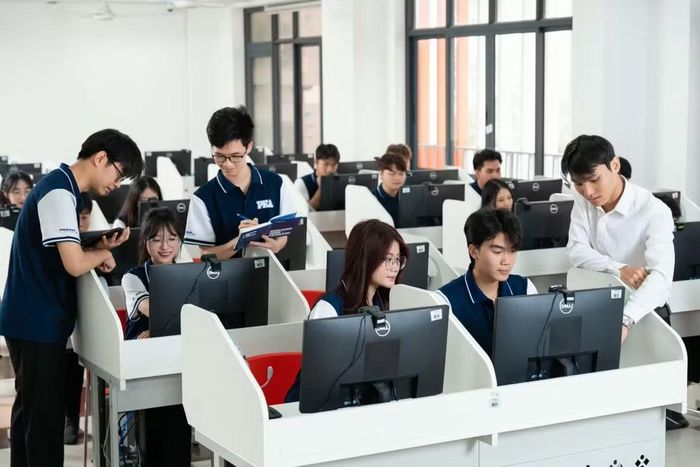 Đề án lựa chọn 12 cơ sở giáo dục đại học đặt ra yêu cầu nâng chất lượng trên nhiều phương diện. ﻿(Ảnh: PHƯỚC AN)