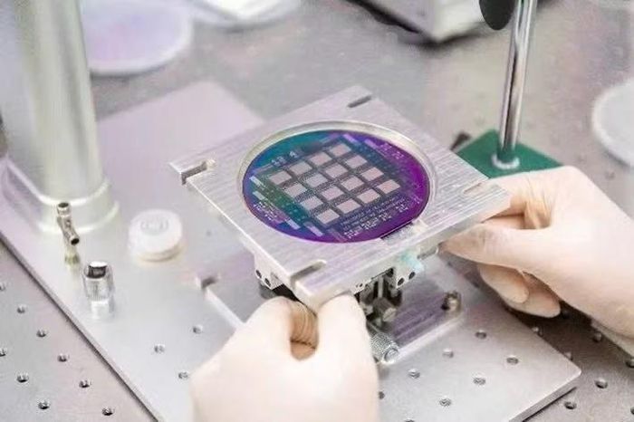 Sản phẩm “Chip ảnh và Camera ảnh hồng ngoại nhiệt” do các đơn vị thuộc Đại học Quốc gia Hà Nội chủ trì ứng dụng trong an ninh quốc phòng và dân dụng. (Ảnh: VNU)