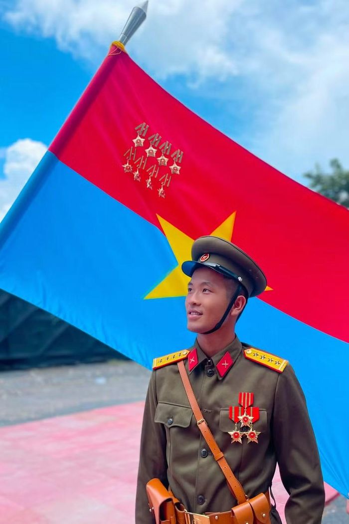 Trung úy Trần Việt Hoàng, Chính trị viên Đại đội 14, Trung đoàn 4, Sư đoàn 5 tự hào khi được tham gia chương trình. (Ảnh: Quân khu 7)
