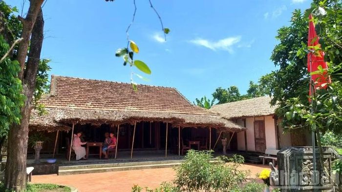 Ngôi nhà gỗ 3 gian bình dị của Đại tướng Võ Nguyên Giáp ở làng An Xá, xã Lệ Thủy, tỉnh Quảng Trị. (Ảnh: HƯƠNG GIANG)