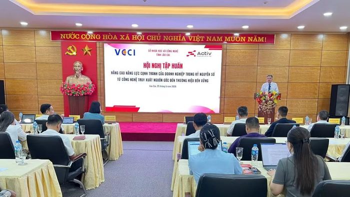 Hội thảo “Nâng cao năng lực cạnh tranh của doanh nghiệp trong kỷ nguyên số: từ công nghệ truy xuất nguồn gốc đến thương hiệu bền vững”. (Ảnh: MINH HIẾU)