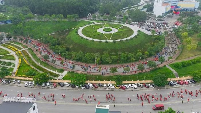 Theo kế hoạch, Chương trình "Cùng Việt Nam tiến bước năm nay" sẽ được tổ chức tại Trường đại học Hùng Vương và sẽ thu hút hàng nghìn người tham dự. (Ảnh: DUY ANH)