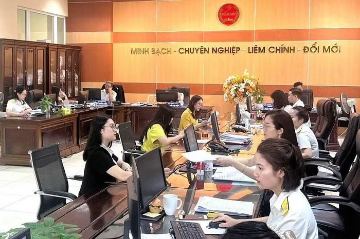 Cùng với hoàn thiện hạ tầng dữ liệu, ngành Thuế nghiên cứu, ứng dụng AI, mở thêm khả năng khai thác hiệu quả nguồn dữ liệu hóa đơn điện tử. (Ảnh: PHƯƠNG THẢO)