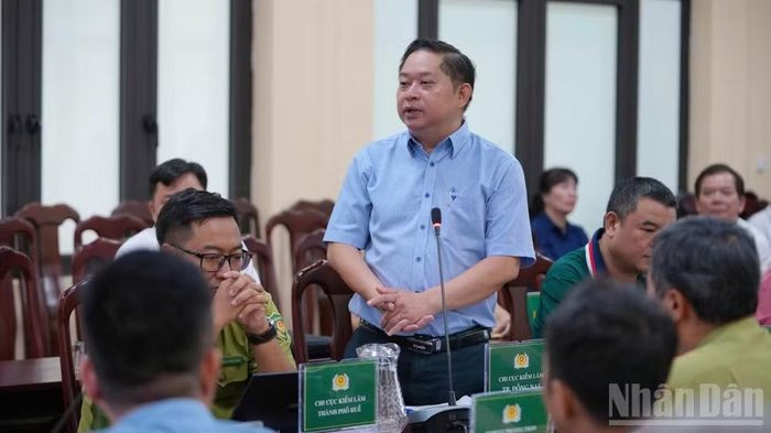 Đại diện các Chi cục Kiểm lâm chia sẻ tại tọa đàm.