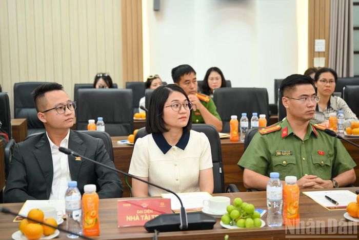 Đại diện nhà tài trợ tại Lễ công bố Hoạt động đi bộ toàn quốc "Cùng Việt Nam tiến bước" năm 2026.