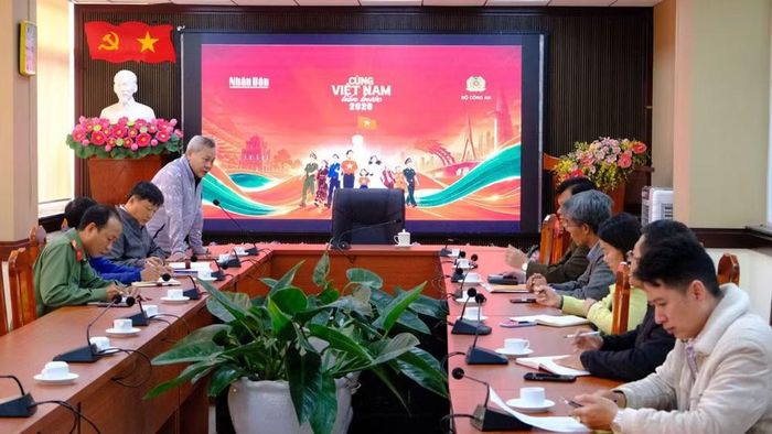 Quang cảnh buổi làm việc. (Ảnh: CTV)