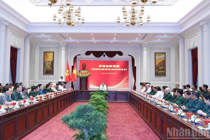  Tổng Bí thư, Chủ tịch nước Tô Lâm gặp mặt các đại biểu tiêu biểu dự Đại hội đại biểu toàn quốc Hội Cựu thanh niên xung phong﻿ Việt Nam lần thứ V. 