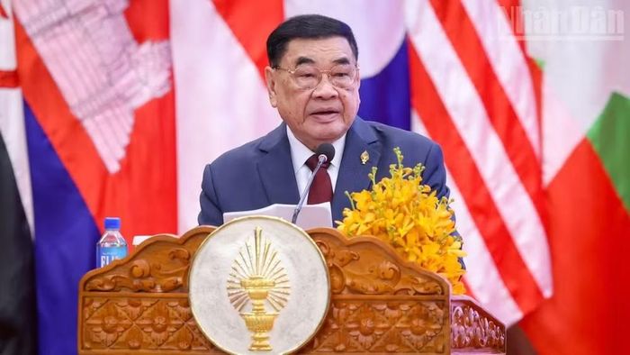 Phó Chủ tịch thứ nhất Quốc hội Campuchia Cheam Yeap phát biểu khai mạc sự kiện.
