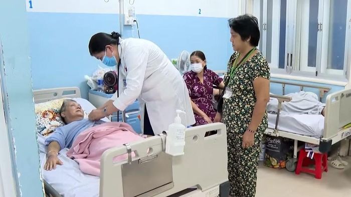 Chính khả năng được bảo vệ khi sự kiện bất lợi xảy ra mới là giá trị của hợp đồng bảo hiểm. (Ảnh: NHÂN DÂN)