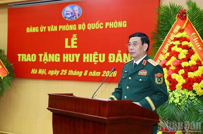 Đại tướng Phan Văn Giang phát biểu tại buổi lễ.