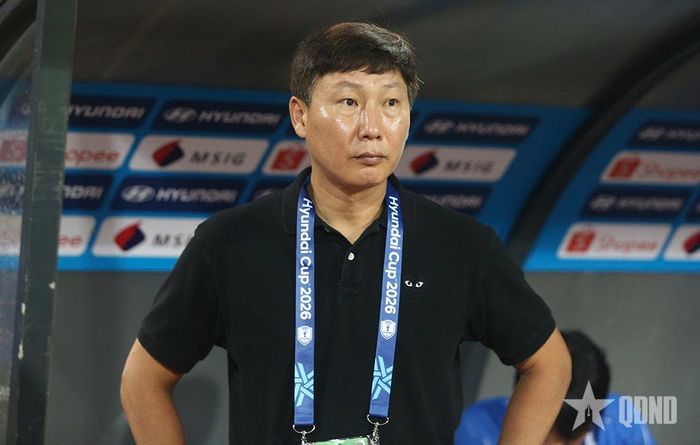 HLV Kim Sang-sik tại ASEAN Cup 2026. Ảnh: VIỆT AN