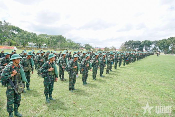Trung đoàn 38 (Sư đoàn 2) báo động luyện tập phương án sẵn sàng chiến đấu.