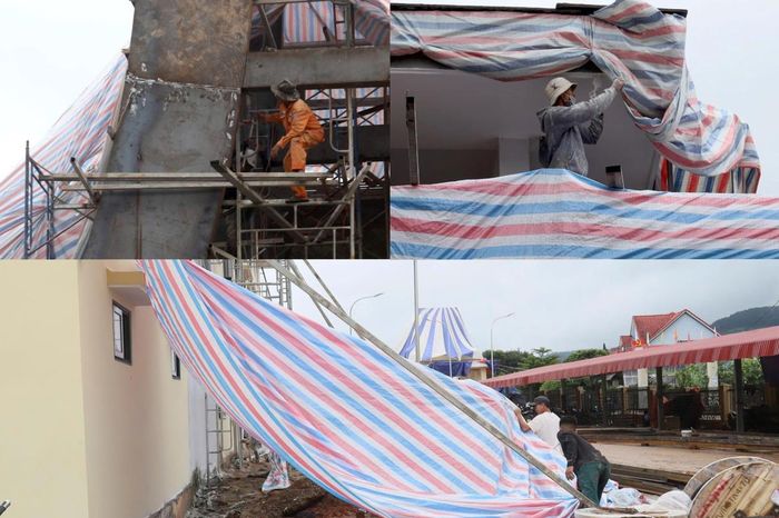 Những tấm bạt được căn lên để che chắn cho những phần việc cần hoàn thiện khi thời tiết có mưa
