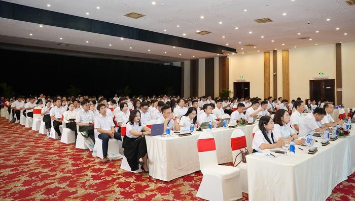 Hội nghị Ban Chấp hành T.Ư Hội Sinh viên Việt Nam lần thứ 5 (mở rộng), khóa XI, ngày 25/8 ở Khánh Hòa.
