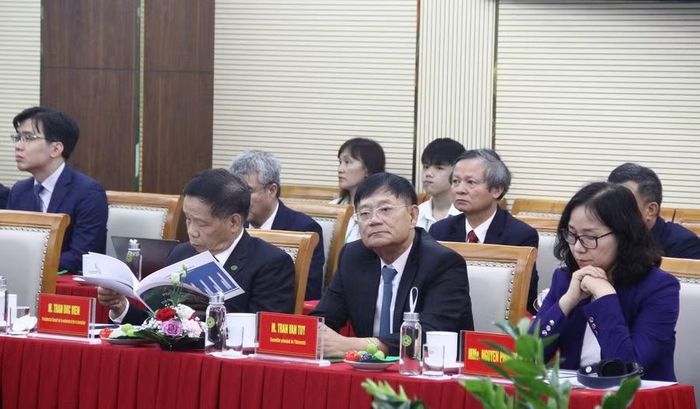 Các chuyên gia, nhà khoa học của Học viện Nông nghiệp Việt Nam.