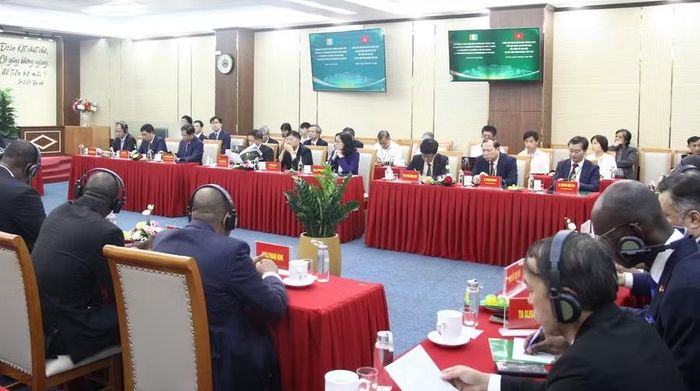 Toàn cảnh buổi làm việc