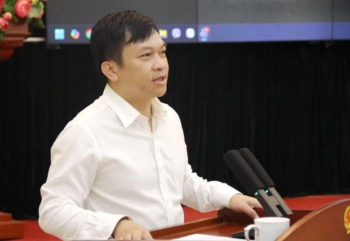 Ông Doãn Hồng Hà - Phó Trưởng ban Tuyên giáo và Dân vận Đảng ủy Bộ GD&ĐT phát biểu khai mạc.