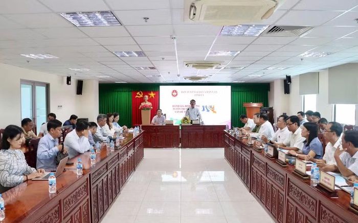 Quang cảnh Hội nghị Giao ban báo chí tháng 8/2026.