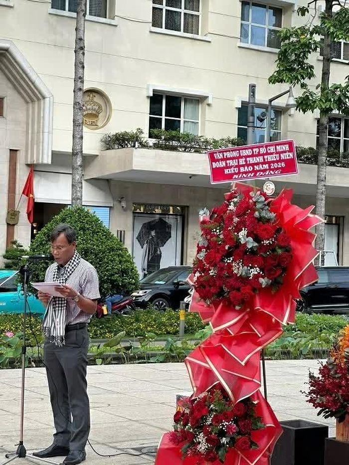Ông Trương Văn Thôi, Phó Chánh Văn phòng UBND TP. Hồ Chí Minh phát biểu khai mạc. (Nguồn: BTC)