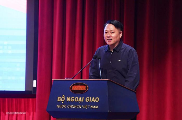 Vụ trưởng Vụ Tổ chức Cán bộ Nguyễn Việt Anh phát biểu tại buổi gặp mặt. (Ảnh: Thành Long)