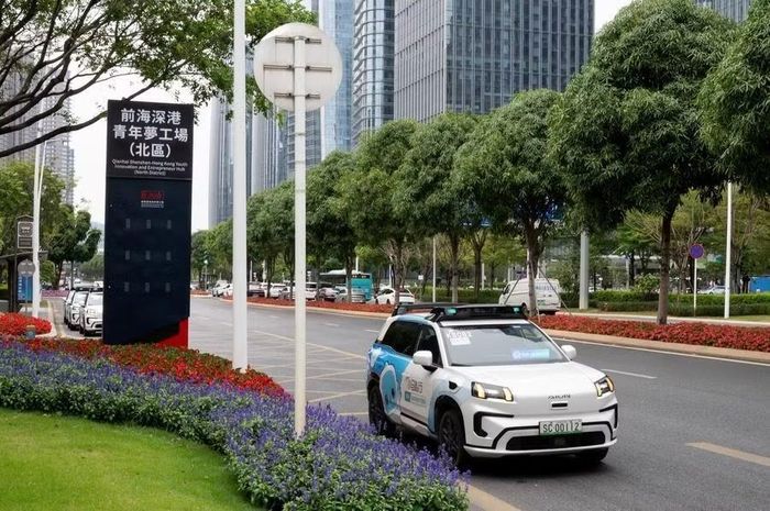 Một xe tự lái ở Trung Quốc. Ảnh: Xinhua/Liu Mengqi
