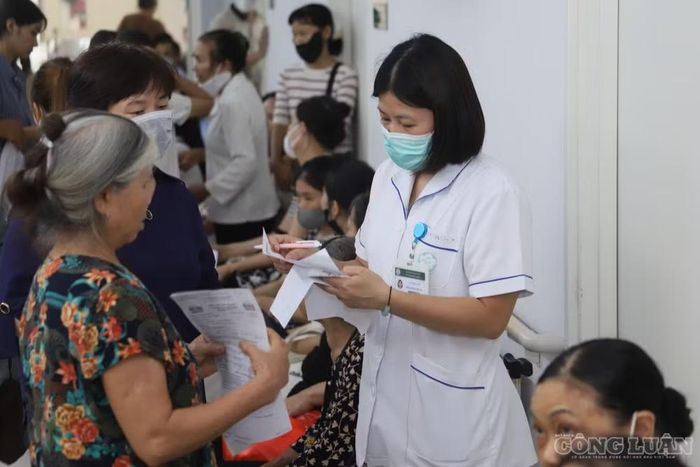 Đề xuất hơn 400 loại xét nghiệm, phim chụp được dùng lại khi chuyển viện.