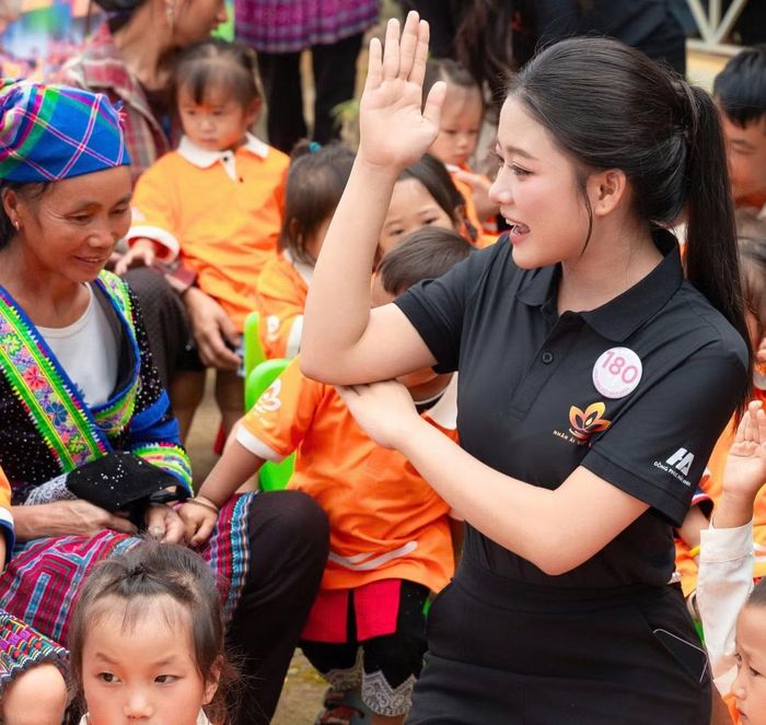 Với các thí sinh, một ngày ở Mào Phô không chỉ là hoạt động thiện nguyện trong hành trình Hoa hậu Việt Nam 2026 mà còn là trải nghiệm đáng nhớ.