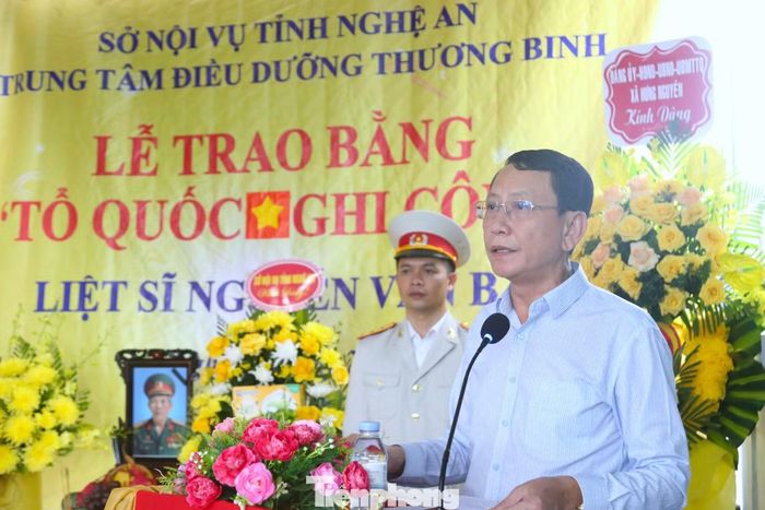 Ông Vi Ngọc Quỳnh - Phó Giám đốc Sở Nội vụ Nghệ An, phát biểu tại buổi lễ.