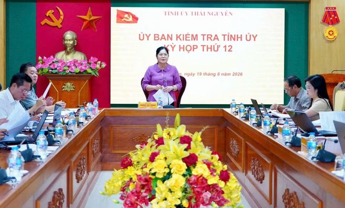 Quang cảnh kỳ họp