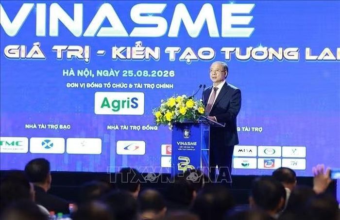 Chủ tịch Hiệp hội Doanh nghiệp nhỏ và vừa Việt Nam Nguyễn Văn Thân phát biểu. Ảnh: Dương Giang/TTXVN