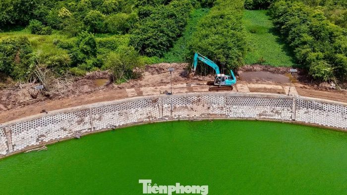 Hồ điều hòa Thụy Phương 2 được đầu tư khoảng 717 tỷ đồng, có chức năng trữ, điều tiết nước cho khu vực phía Tây Bắc Hà Nội. Công trình đồng thời được định hướng tạo thêm không gian cảnh quan, sinh thái cho khu vực.
