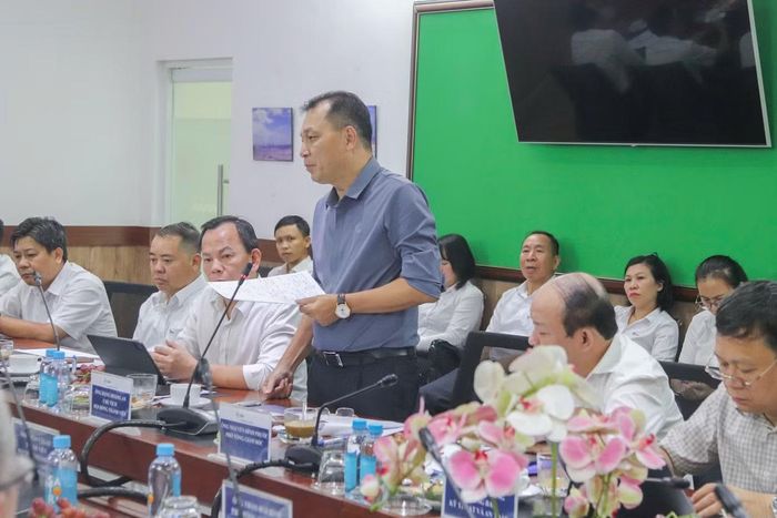Ông Đặng Hoàng An - Chủ tịch HĐTV EVN phát biểu tại buổi làm việc