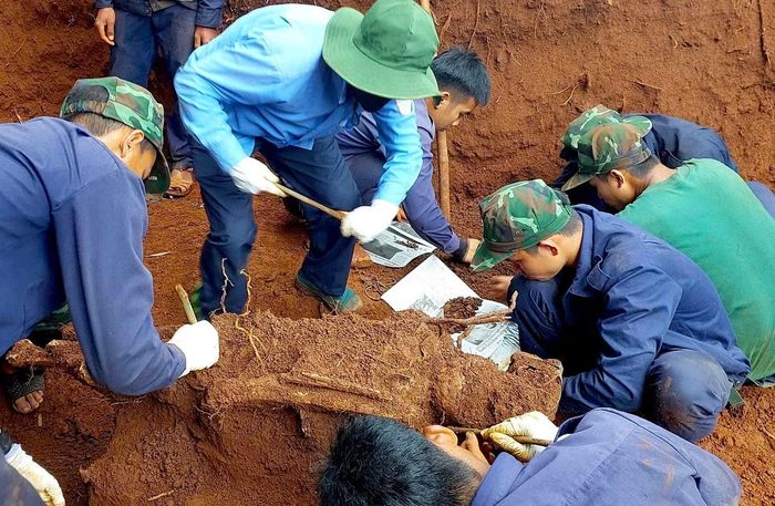 Những vật dụng của các liệt sĩ còn lại.