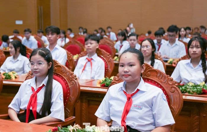 Cuộc thi đã tạo được sức lan tỏa tích cực, thu hút 150 đề tài của các em học sinh. Ảnh: Trương Định