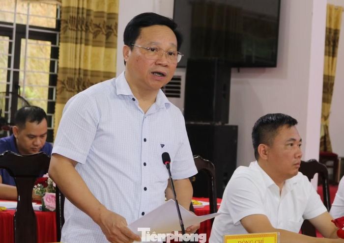Ông Đào Anh Tuấn, Phó Giám đốc Sở Giáo dục và Đào tạo tỉnh Lào Cai thông tin về công tác chuẩn bị năm học mới.