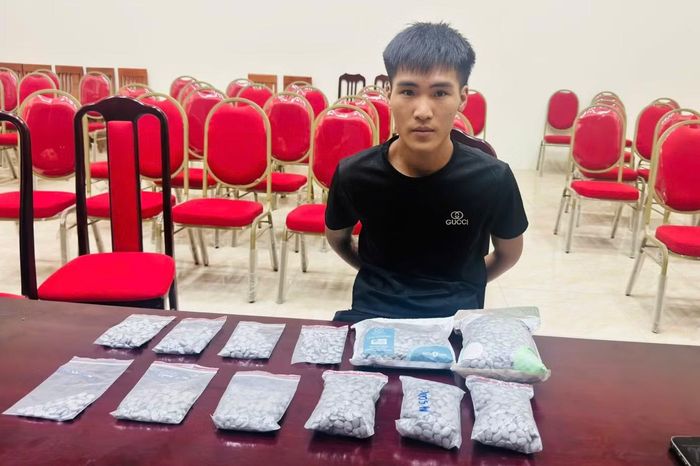Đối tượng trong vụ án cùng ma túy thu giữ.