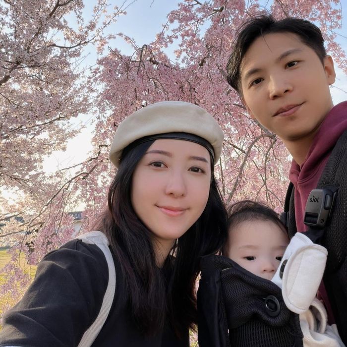 Thái Di Trân có con đầu lòng ở tuổi 38.