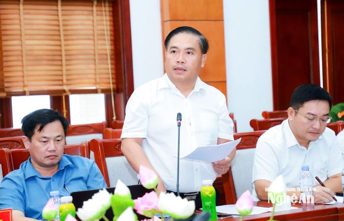 Phó Giám đốc Sở Công Thương Trần Thanh Hải phát biểu tham luận tại hội thảo. Ảnh: Thành Duy