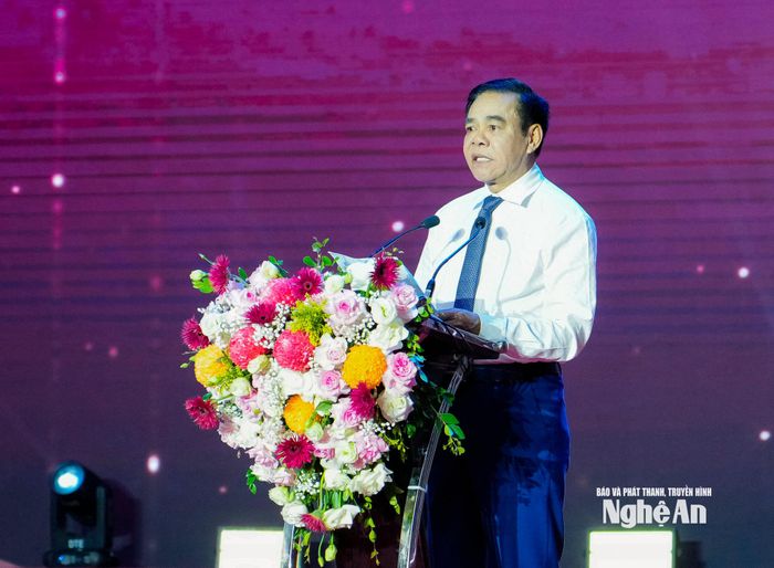 Đồng chí Võ Trọng Hải - Phó Bí thư Tỉnh ủy, Chủ tịch UBND tỉnh phát biểu tại lễ tuyên dương. Ảnh: Phạm Bằng
